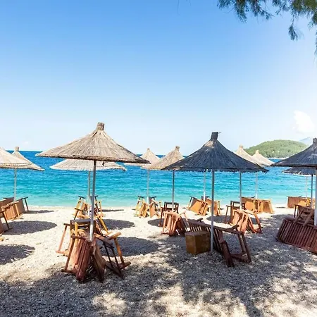 Potam'sea Bliss 4 - Front, Sun Beds & Parking Apartment Himare