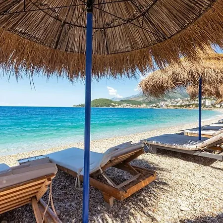 Potam'sea Bliss 4 - Front, Sun Beds & Parking * Himarë
