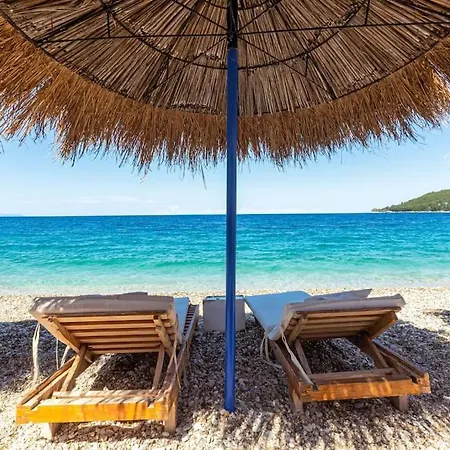 Potam'sea Bliss 4 - Front, Sun Beds & Parking Apartment