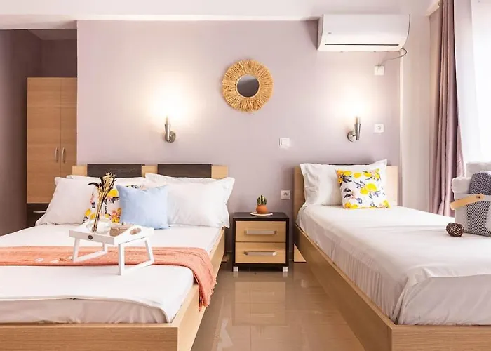 Potam'sea Bliss 4 - Front, Sun Beds & Parking * Himarë
