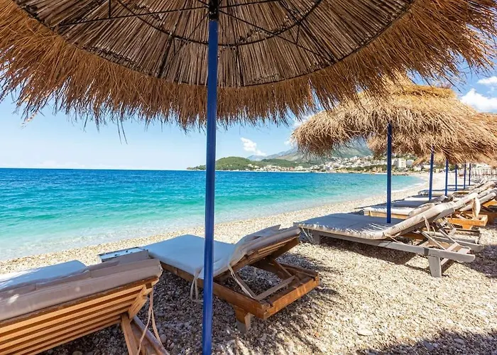 Potam'sea Bliss 4 - Front, Sun Beds & Parking * Himarë